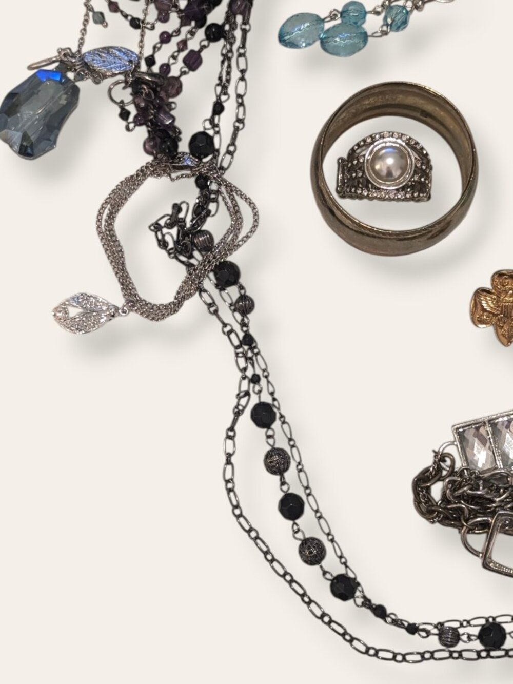 CORDELIA - Vintage To Now Jewelry Lot - 088 - Picture 5 of 7